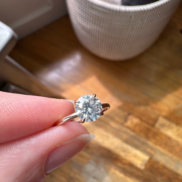 Kuololit 14k rose gold and 1ct Moissanite solitaire ring sz 6 - Picture 3 of 7